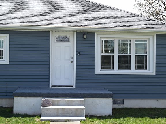 2nd image of 315 E South St