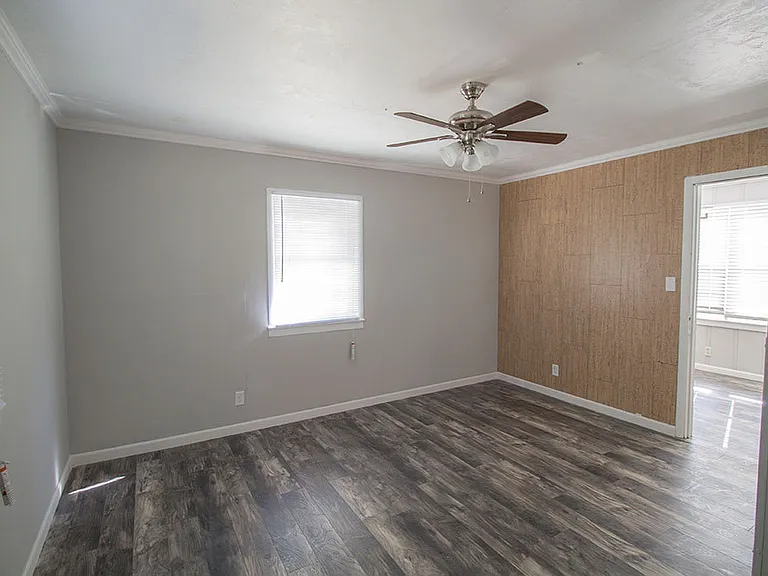 301 W Forest Ave — Photo 18