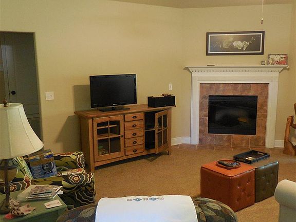 5th image of 754 Bucksaw Dr