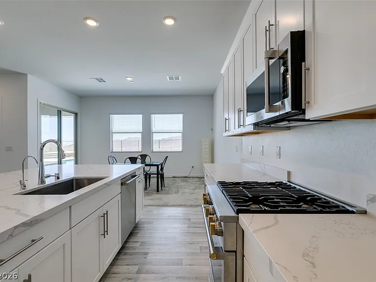 988 Edinburgh Fields Ct — Photo 25