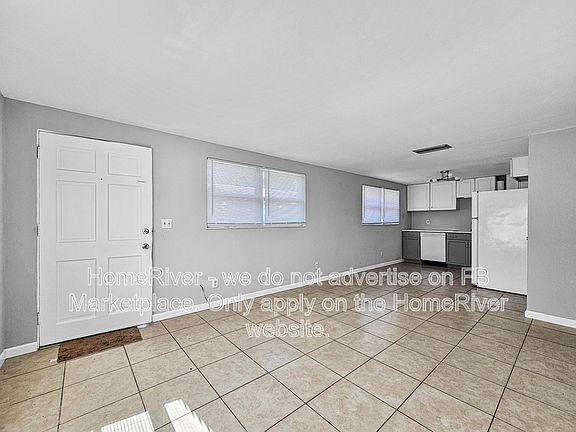 4th image of 1862 7th St