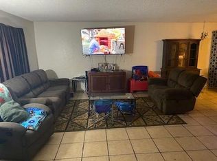 3041 Potomac Ave, Bakersfield, CA 93307