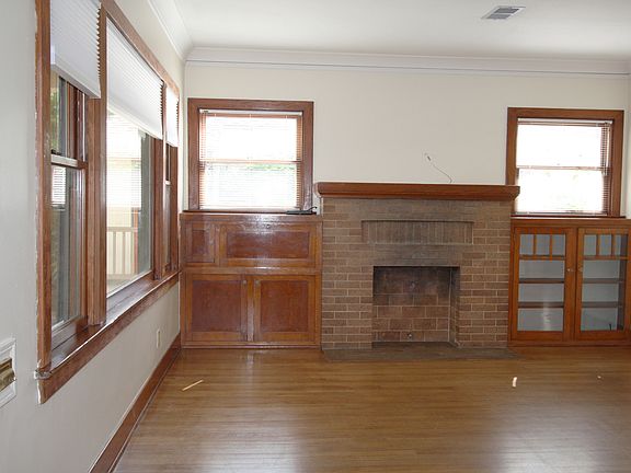 Living room with fireplace