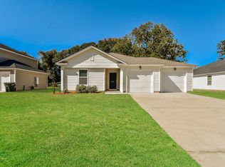 2055 Barnhart Dr, Sumter, SC 29153