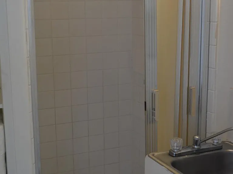 2421 Ala Wai Blvd #1106A — Photo 2