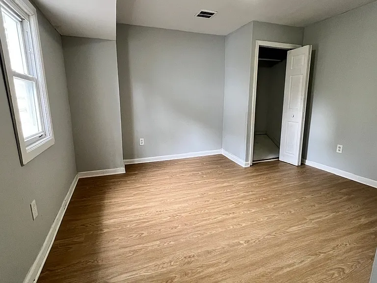 225 N Burgher Ave #1 — Photo 8