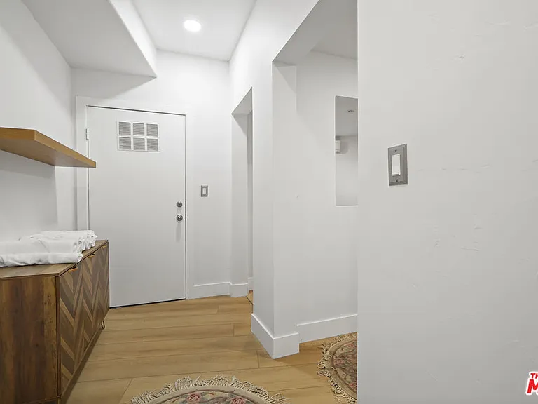 2258 Gloaming Way — Photo 33