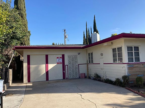 3rd image of 921 E Mabel Ave