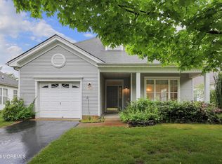 33 Summerwinds Dr, Lakewood, NJ 08701