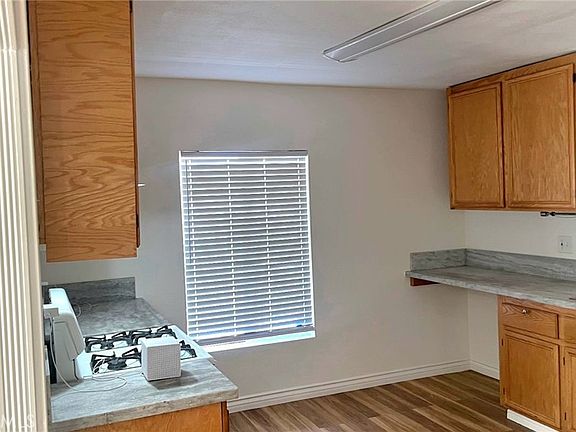 3rd image of 647 W Ramsey St
