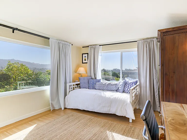 801 Cerrito St — Photo 11