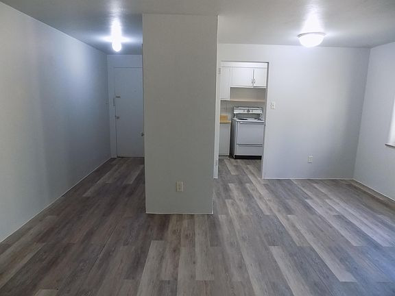 2nd image of 310 N Mercer St APT 11