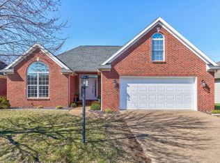 2807 Laura Lynn Ln, Newburgh, IN