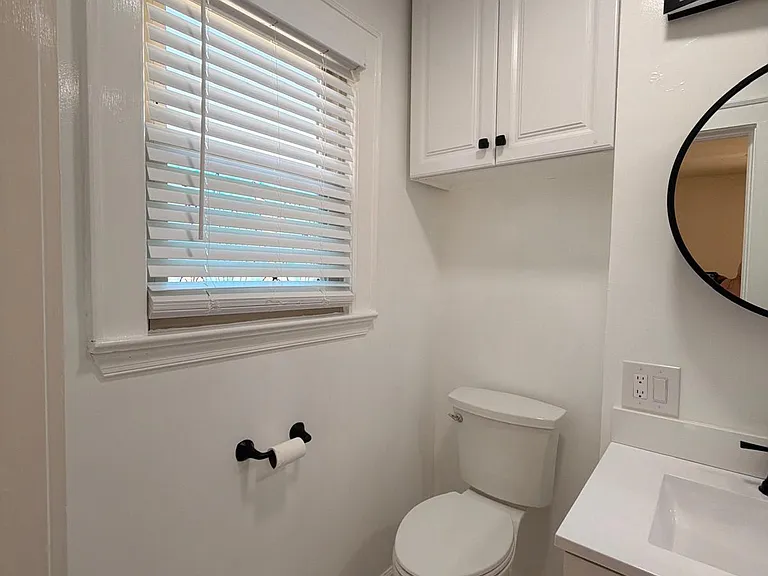 409 Kemp Ln — Photo 12