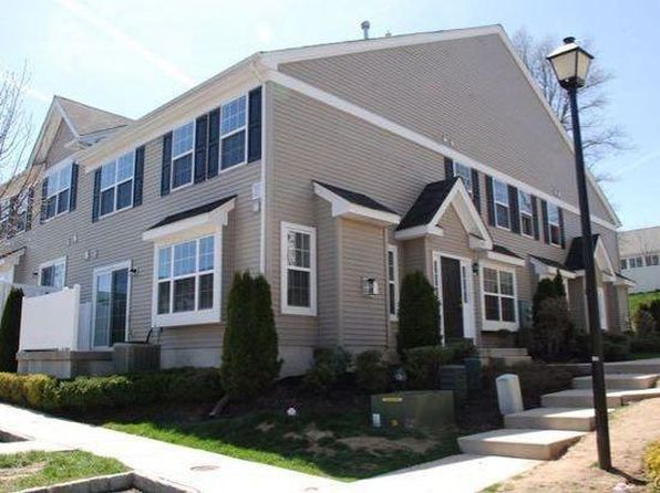 5952 Saratoga Ln