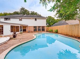 2714 Green Fields Dr, Sugar Land, TX 77479