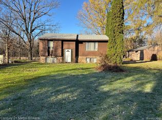 5346 Van Slyke Rd, Flint, MI 48507