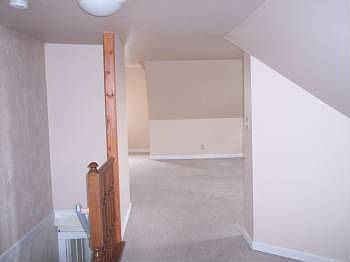 2nd image of 305 N Lobb St