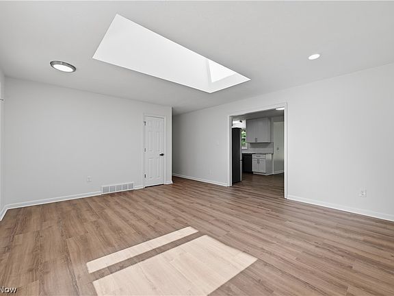 5th image of 8220 Ballash Rd