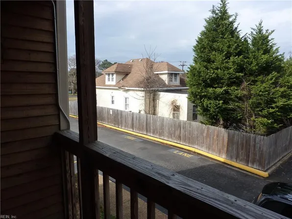 8582 Chesapeake Blvd Unit 205, Norfolk, VA 23503