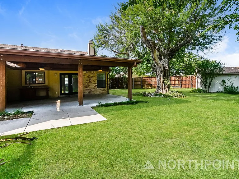 6113 Denver St — Photo 15