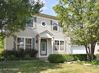 2820 Camden Dr, West Chicago, IL