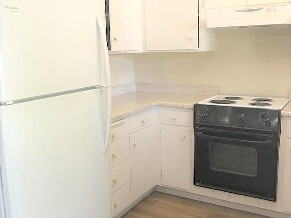 5th image of 5867 El Zuparko Dr #3