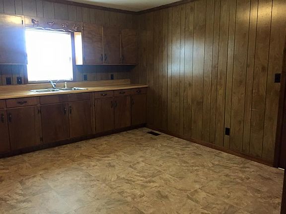 5th image of 325 Horton Ln SE