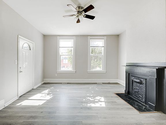 4th image of 2902 Barton Ave #1