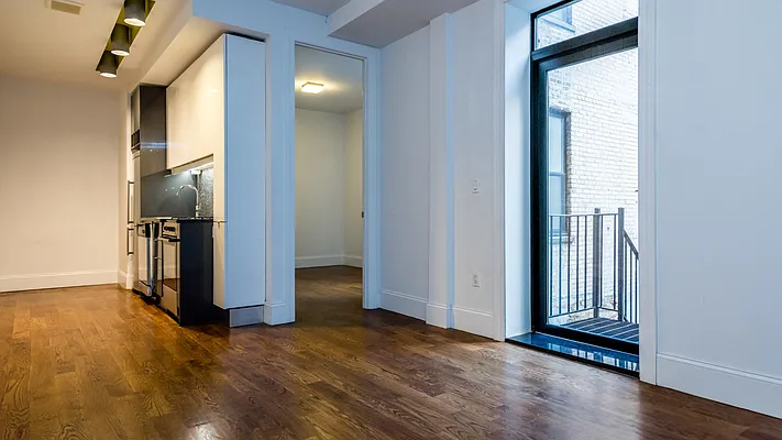 Rented by Nooklyn NYC LLC | media 4