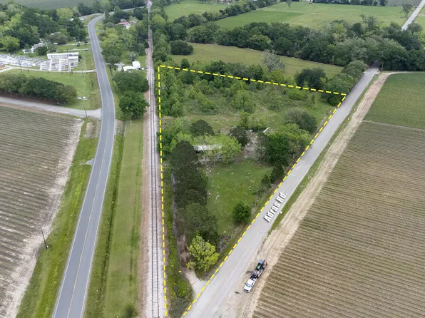 113 Adras Rd, New Iberia, LA 70560