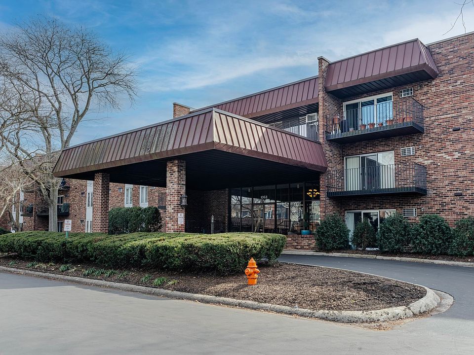 1st image of 1053 W Ogden Ave #3-139