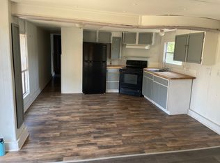 3302 Lake Dr, Granbury, TX 76048