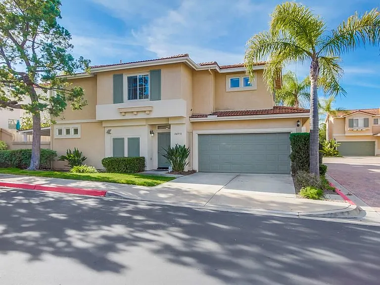 11655-8 Compass Point Dr N — Photo 44