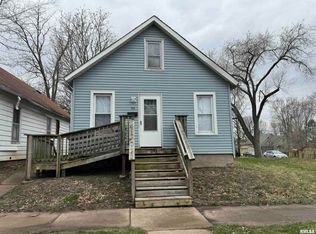 722 5th St, Rock Island, IL 61201