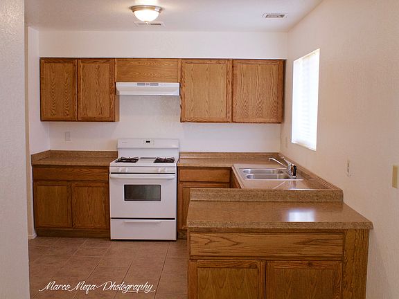 4th image of 3822 Terrazzo Ave