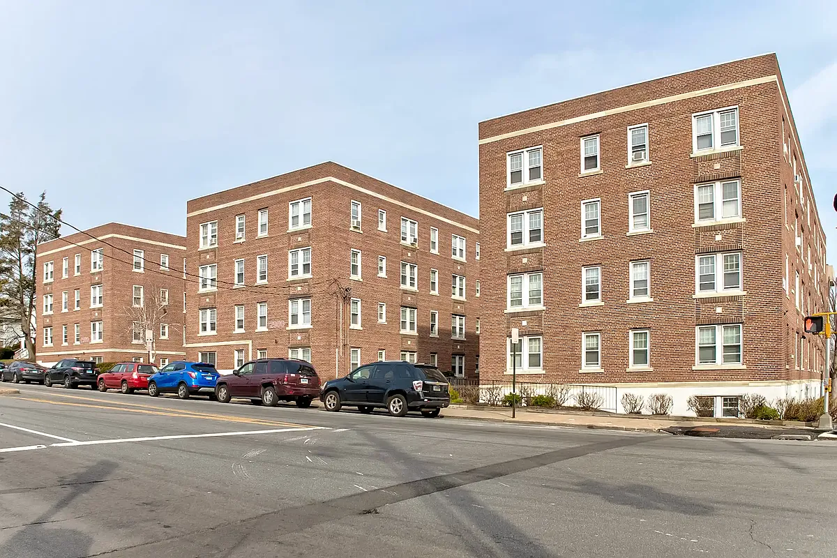 Building Photo - Tara Apartments