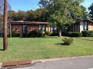 3847 Priest Lake Dr, Nashville, TN 37217