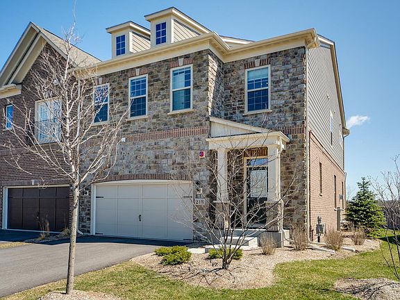 2nd image of 218 Belmont Dr