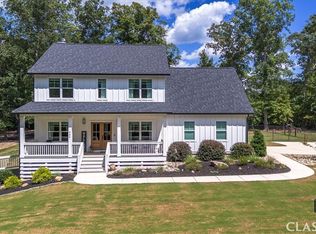 530 Seasons Chase, Winterville, GA 30683