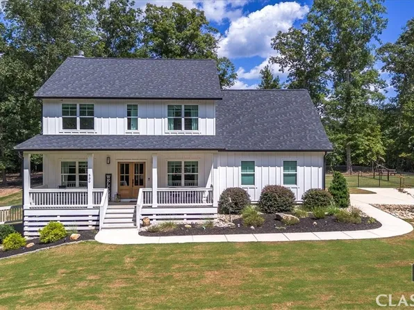 530 Seasons Chase, Winterville, GA 30683