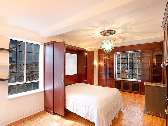 3rd image of 140 E 40th St APT 9H