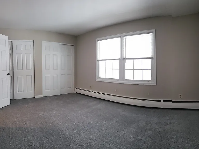 Woodruff Court Apartments — Photo 10