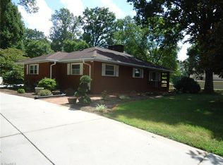 8510 Croft Dr, Stokesdale, NC 27357