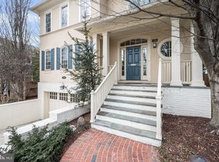 7104 Clarden Rd, Bethesda, MD 20814