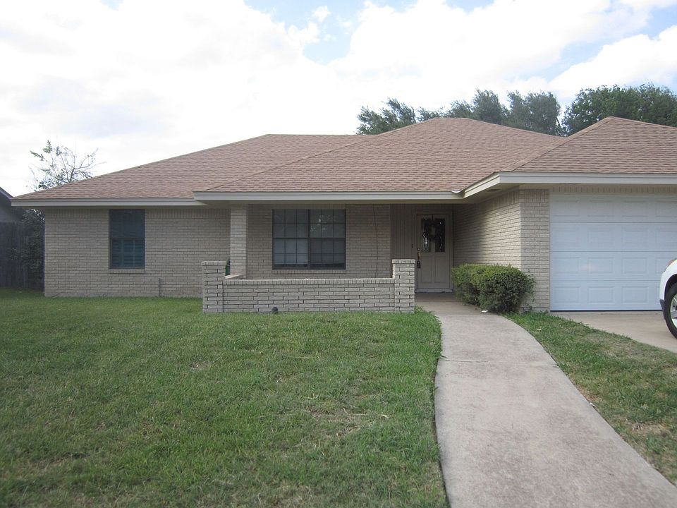 2nd image of 1300 Redbud Ave