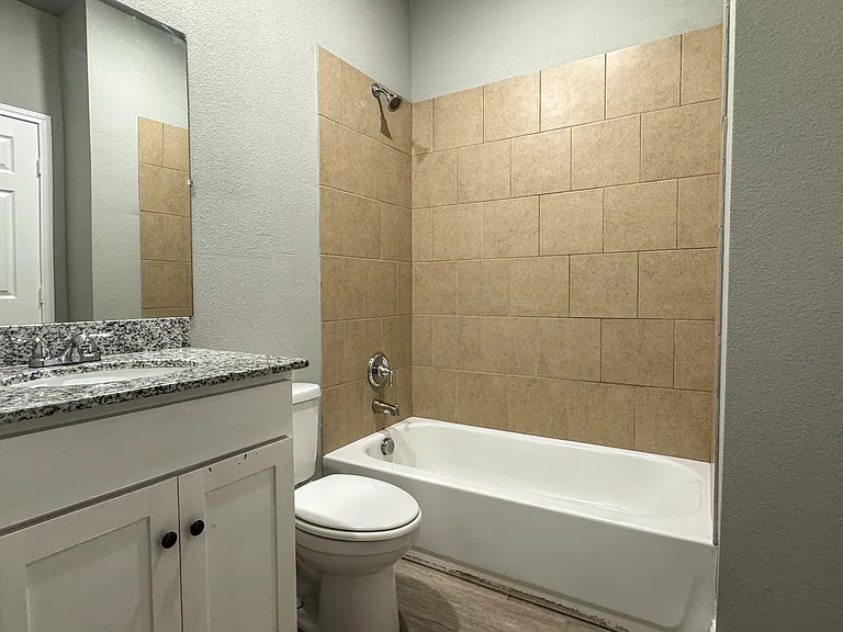 2311 Abilene St — Photo 17