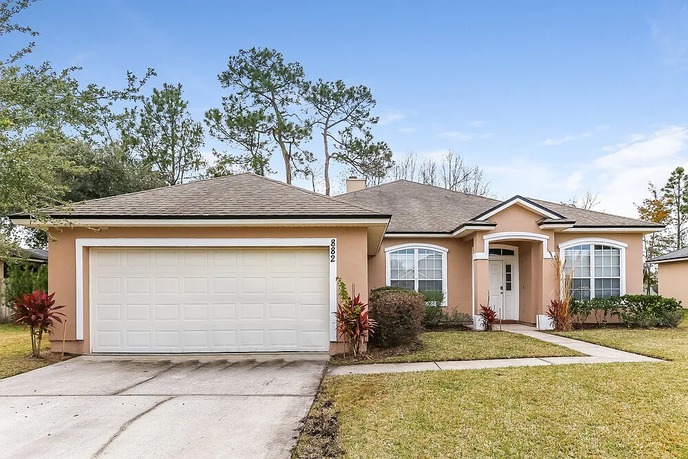 4 bed, 2.0 bath, 2137 sqft, $2,170 — Photo 1