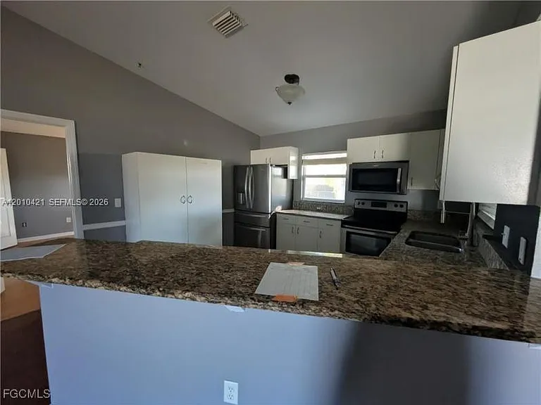 316 NE 7th St — Photo 7