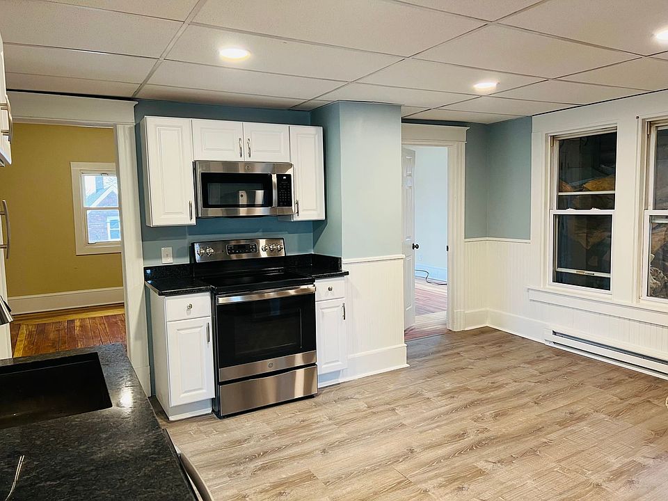 1st image of 16 Olivine St #3